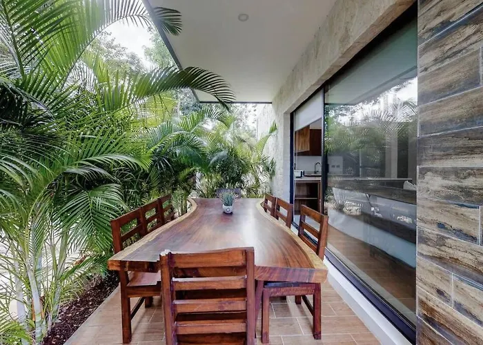 Apartment Contemporary Poolside Condo, Wi-fi - Paraiso Kaanal 101 Tulum