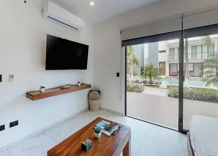 Contemporary Poolside Condo, Wi-fi - Paraiso Kaanal 101 Tulum